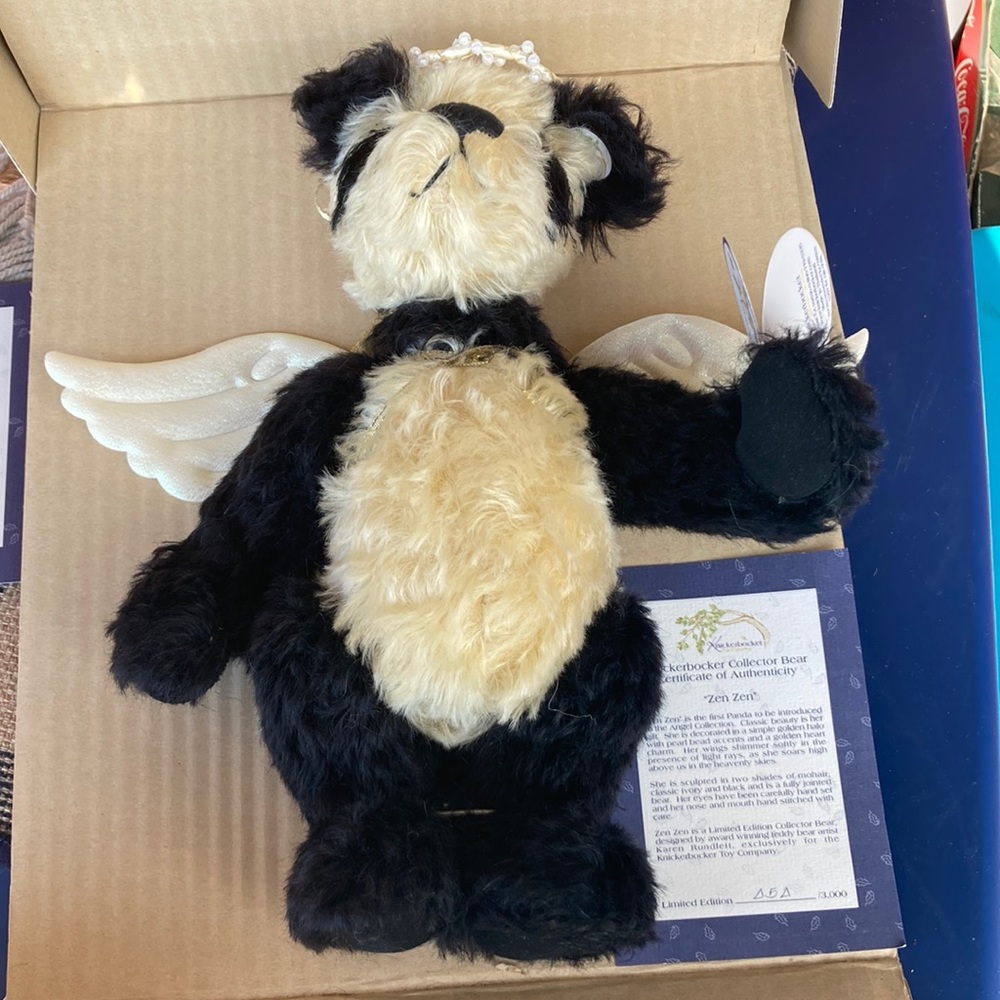NIB knickerbocker bear angel limited edition 5/3000